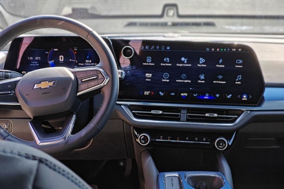 Продам Chevrolet Equinox EV 2LT+додаткой пакет 2025 года в Киеве