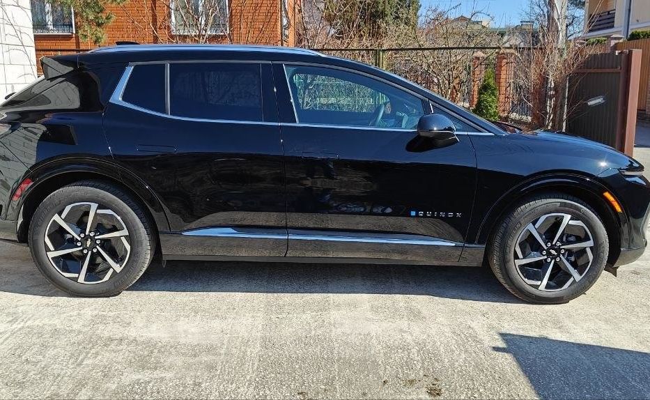 Продам Chevrolet Equinox EV 2LT+додаткой пакет 2025 года в Киеве
