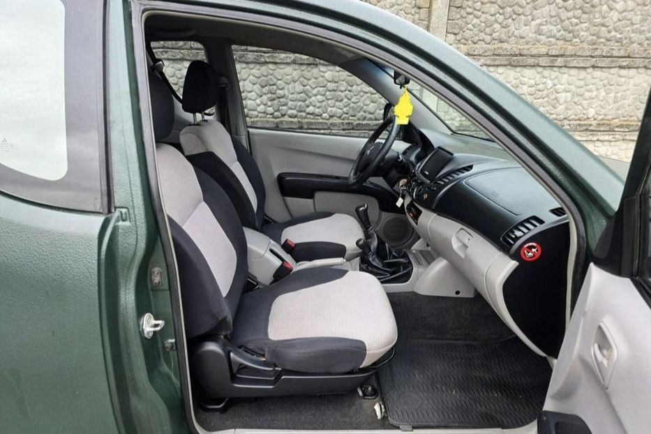 Продам Mitsubishi L 200 2008 года в Киеве