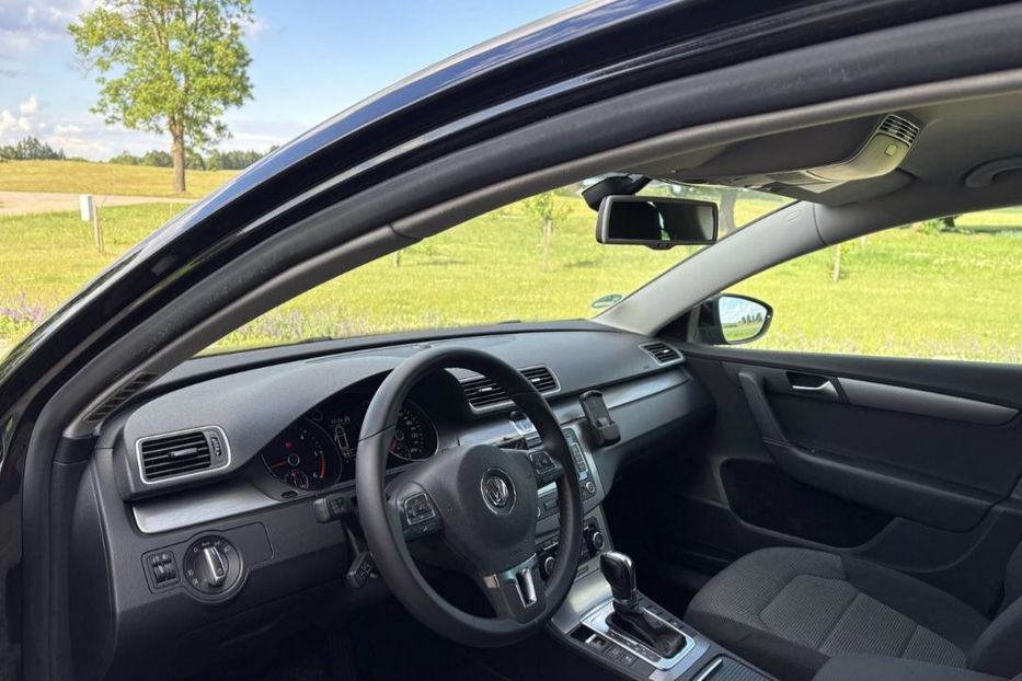 Продам Volkswagen Passat B7 2012 года в Киеве