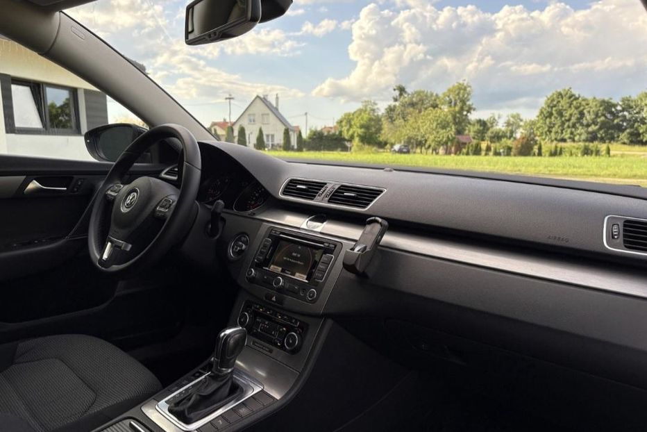 Продам Volkswagen Passat B7 2012 года в Киеве