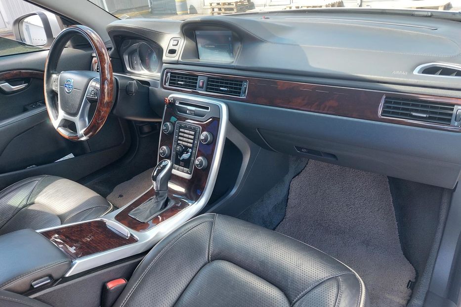 Продам Volvo S80 Дизель 2014 года в Киеве