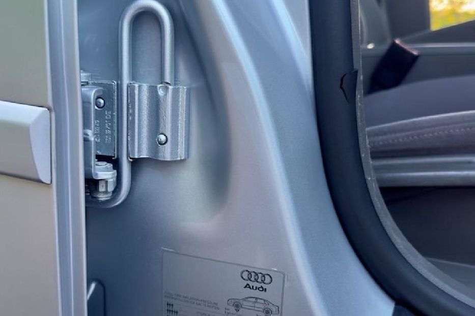Продам Audi A4 2002 года в Киеве