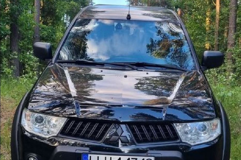 Продам Mitsubishi L 200 L200 2012 года в Киеве