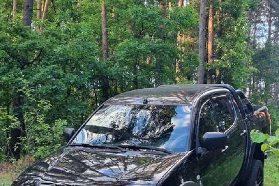 Продам Mitsubishi L 200 L200 2012 года в Киеве