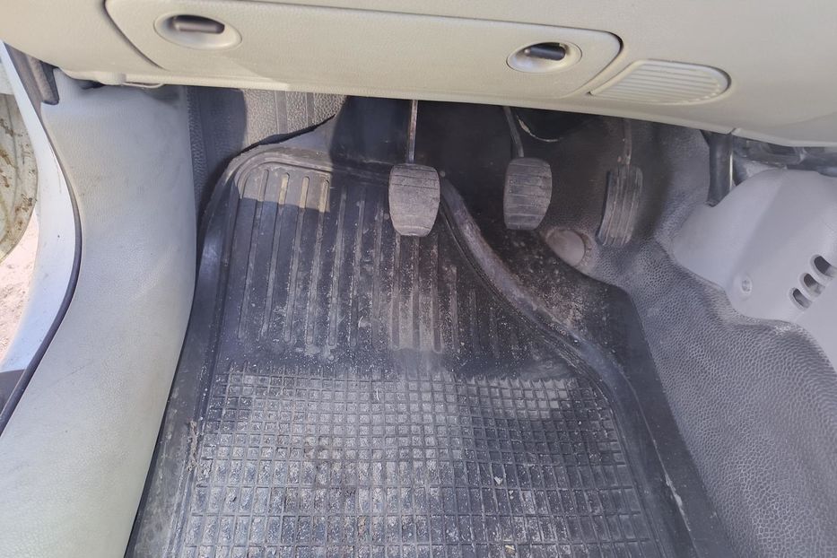 Продам Renault Kangoo пасс. 1.5 dCi 2006 года в г. Буча, Киевская область