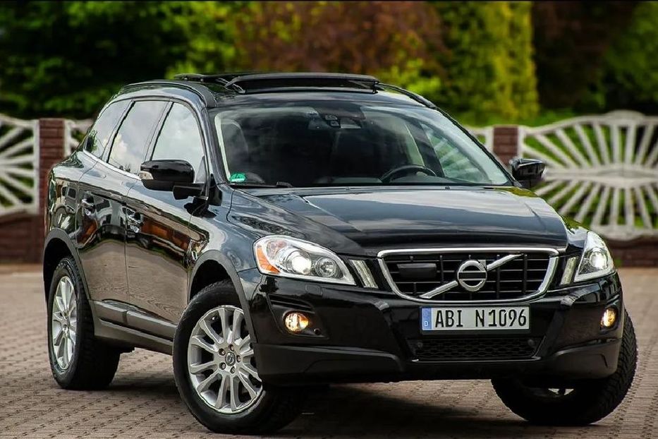 Продам Volvo XC60 2010 года в Киеве