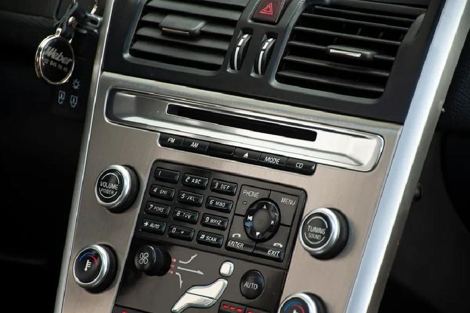 Продам Volvo XC60 2010 года в Киеве