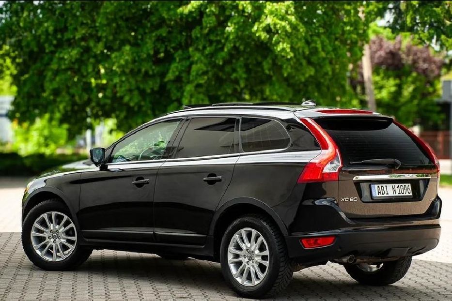 Продам Volvo XC60 2010 года в Киеве