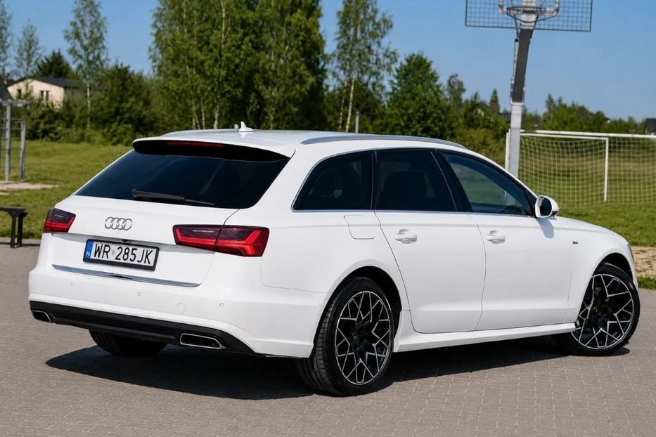 Продам Audi A6 C7 2015 года в Киеве