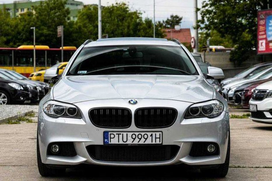 Продам BMW 520 F11 2010 года в Киеве