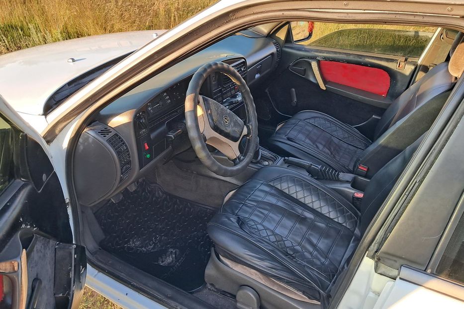 Продам Opel Omega CARAVAN 1989 года в г. Гайсин, Винницкая область