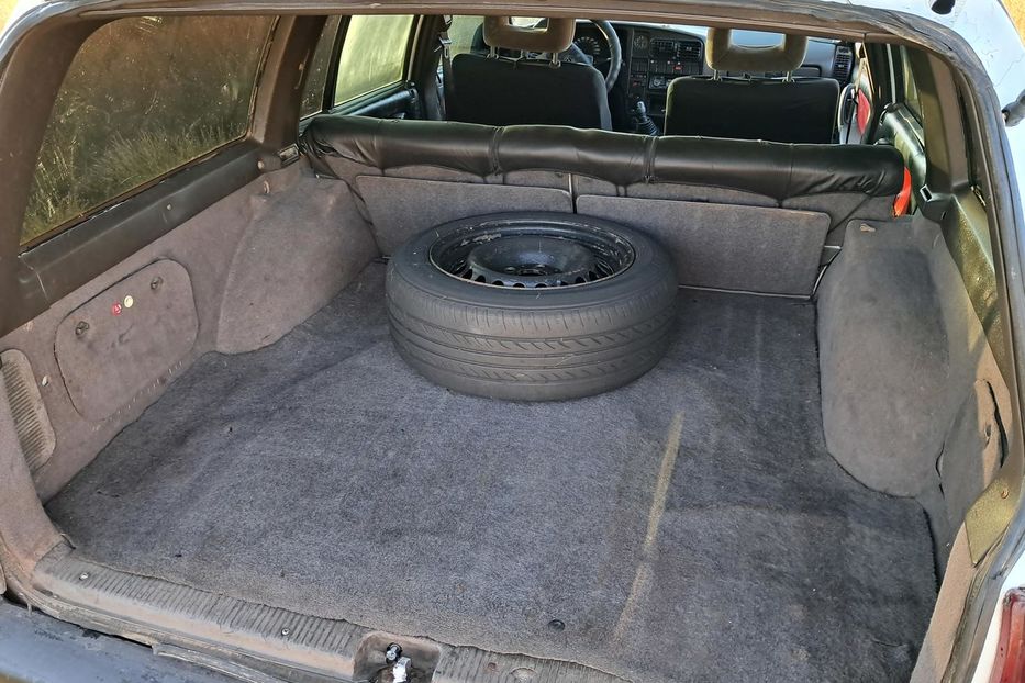 Продам Opel Omega CARAVAN 1989 года в г. Гайсин, Винницкая область