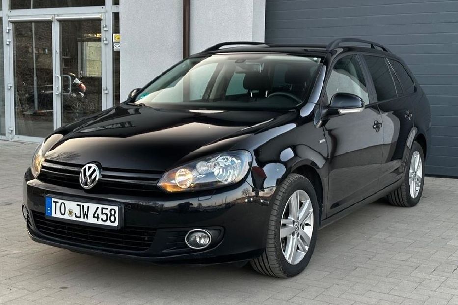 Продам Volkswagen Golf GTI 2012 года в Киеве