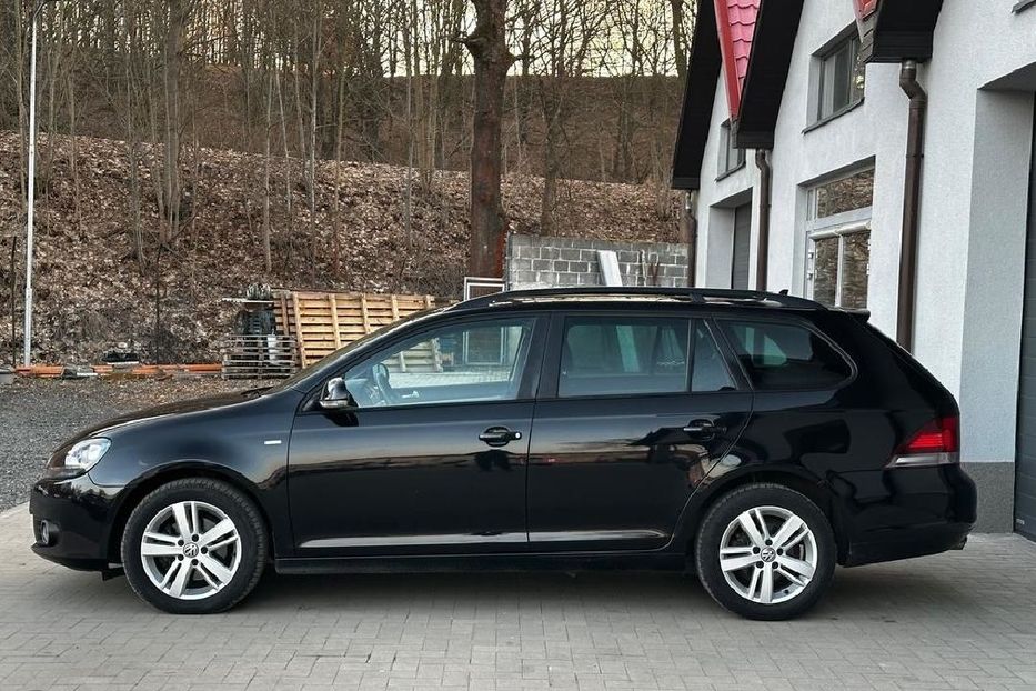 Продам Volkswagen Golf GTI 2012 года в Киеве
