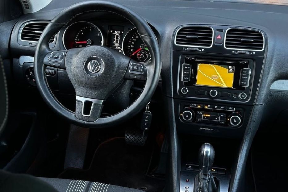 Продам Volkswagen Golf GTI 2012 года в Киеве