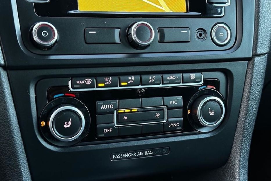Продам Volkswagen Golf GTI 2012 года в Киеве