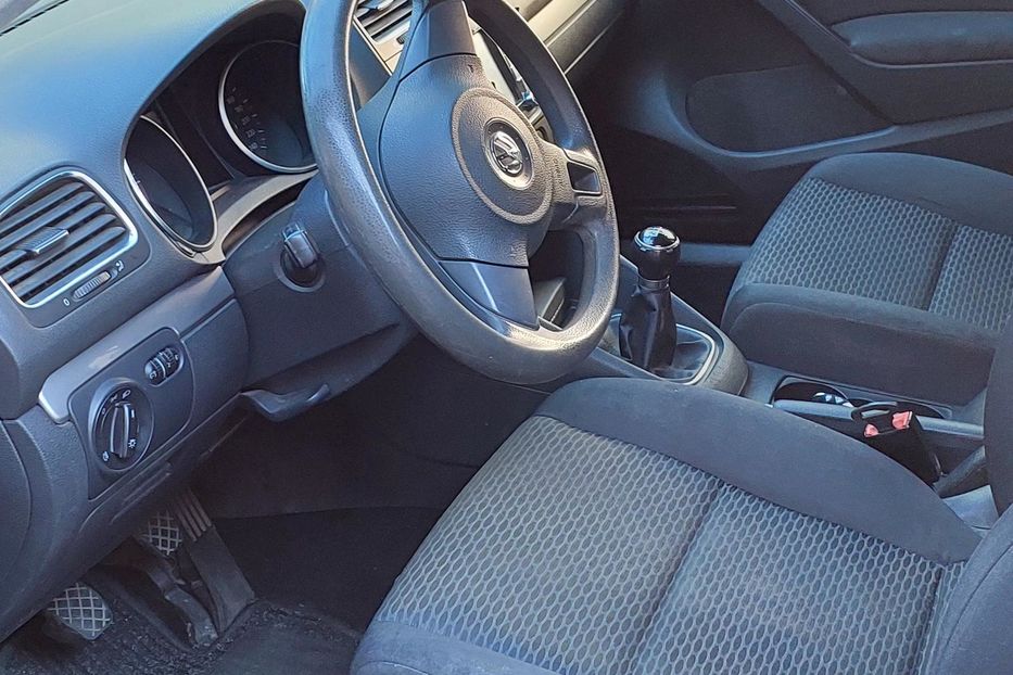Продам Volkswagen Golf  VI 2009 года в Ужгороде