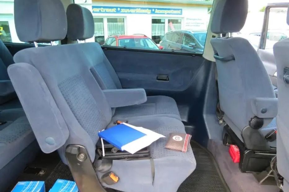 Продам Volkswagen T4 (Transporter) пасс. 2001 года в Сумах