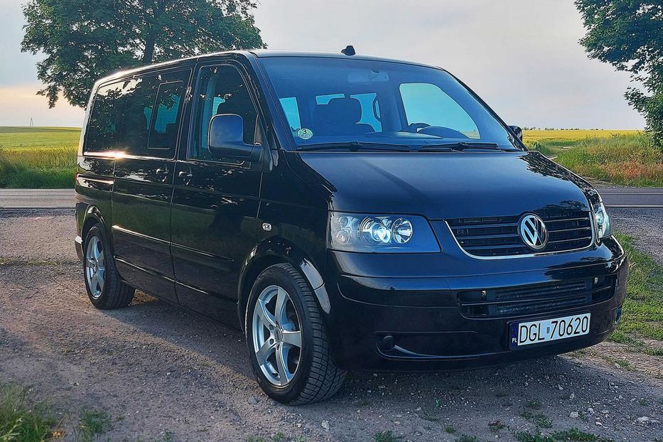 Продам Volkswagen T5 (Transporter) пасс. Т5 2005 года в Киеве