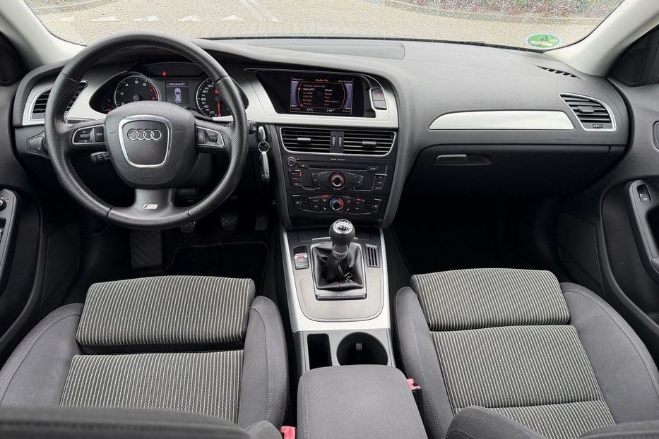 Продам Audi A4 2009 года в Киеве