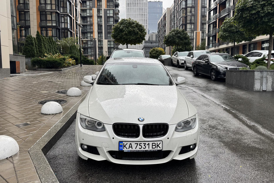 Продам BMW 328 E92 328i 2012 года в Киеве