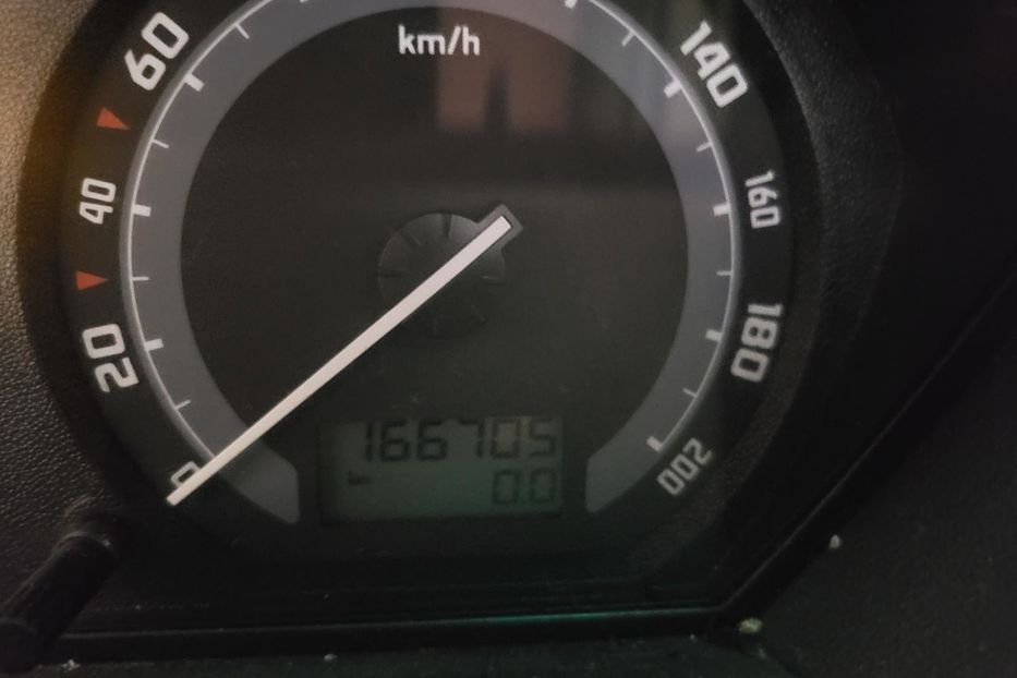 Продам Skoda Fabia 2006 года в Ужгороде