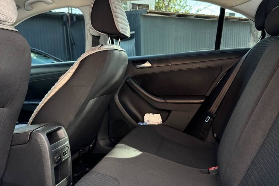 Продам Volkswagen Jetta 2011 года в Запорожье