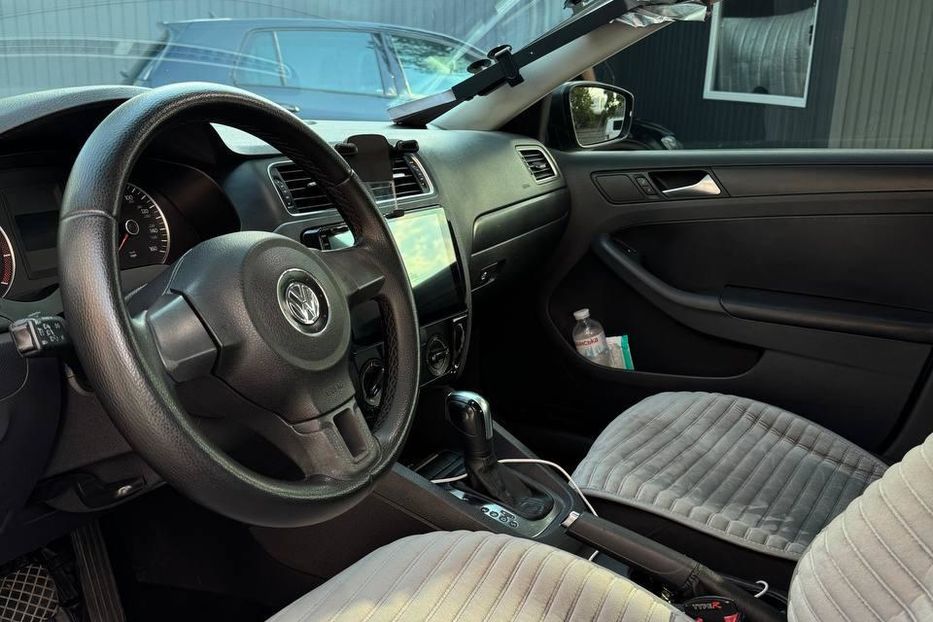 Продам Volkswagen Jetta 2011 года в Запорожье