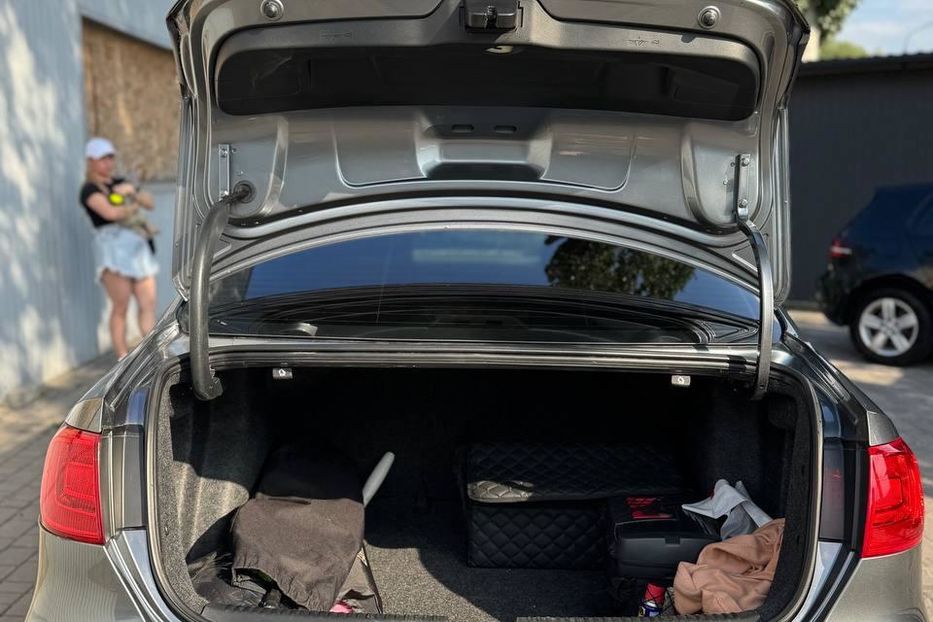 Продам Volkswagen Jetta 2011 года в Запорожье