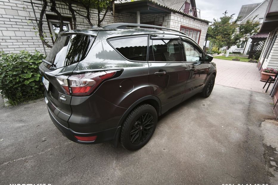 Продам Ford Escape 2017 года в г. Вишневое, Киевская область