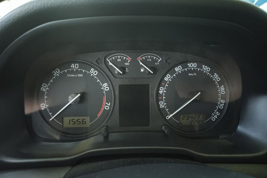 Продам Skoda Octavia Tour 1.6 MPI MT (102 к.с.) 2009 года в г. Остер, Черниговская область