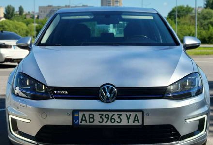 Продам Volkswagen e-Golf 2016 года в Виннице