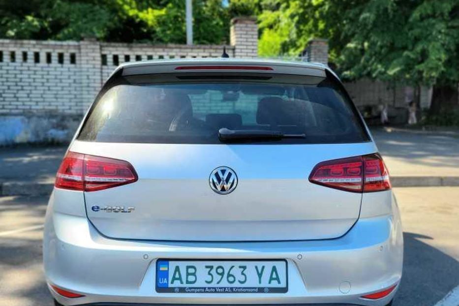 Продам Volkswagen e-Golf 2016 года в Виннице