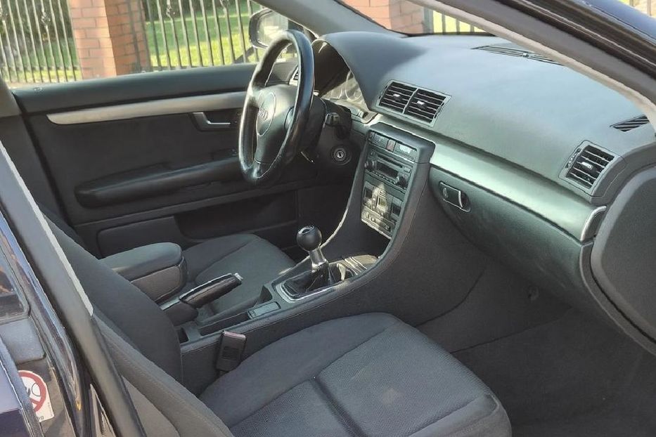 Продам Audi A4 2003 года в Харькове