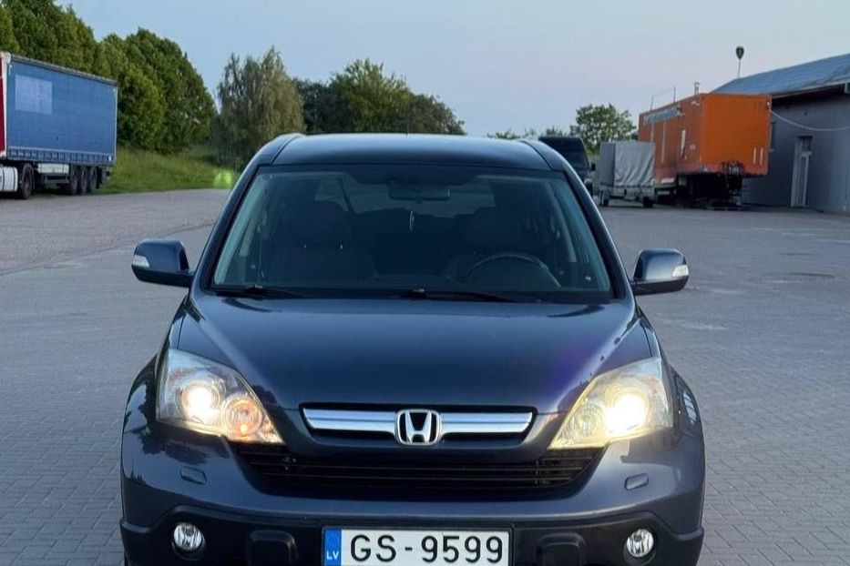 Продам Honda CR-V 2009 года в Киеве