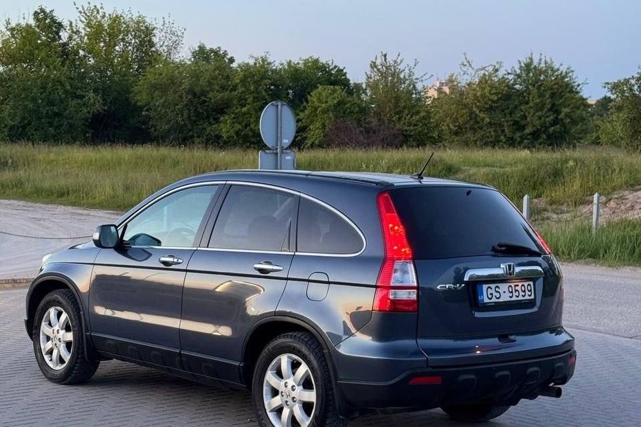 Продам Honda CR-V 2009 года в Киеве