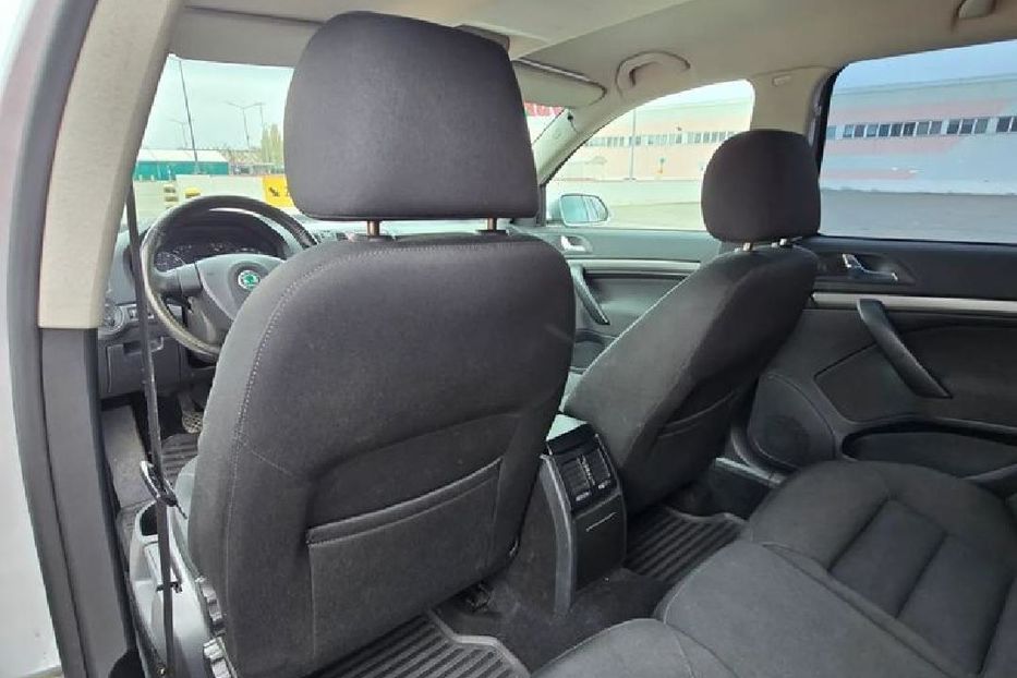 Продам Skoda Octavia 2006 года в Днепре