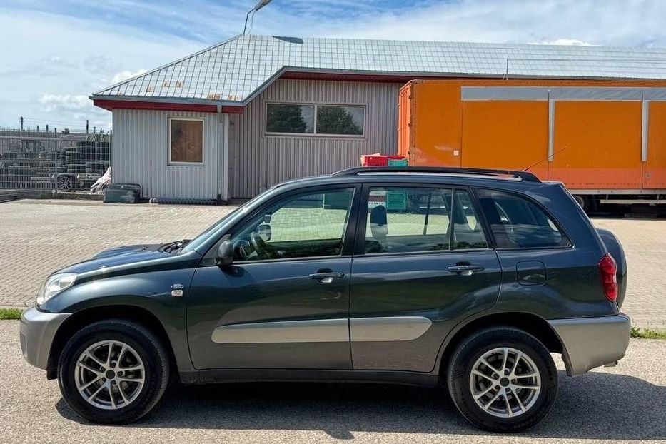Продам Toyota Rav 4 2004 года в Киеве