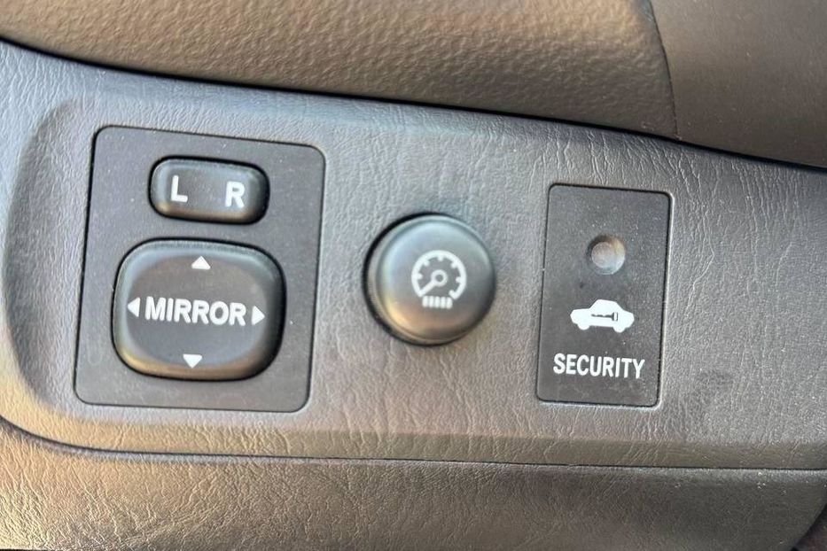 Продам Toyota Rav 4 2004 года в Киеве