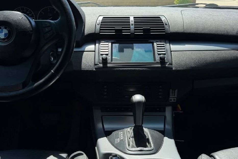 Продам BMW X5 2004 года в Харькове