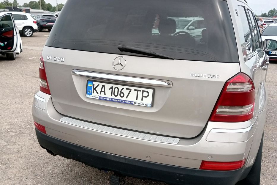 Продам Mercedes-Benz GL 320 2010 года в Киеве