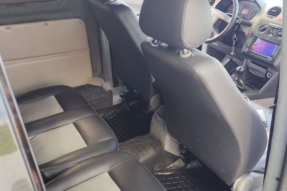 Продам Volkswagen Caddy пасс. 2005 года в Луцке