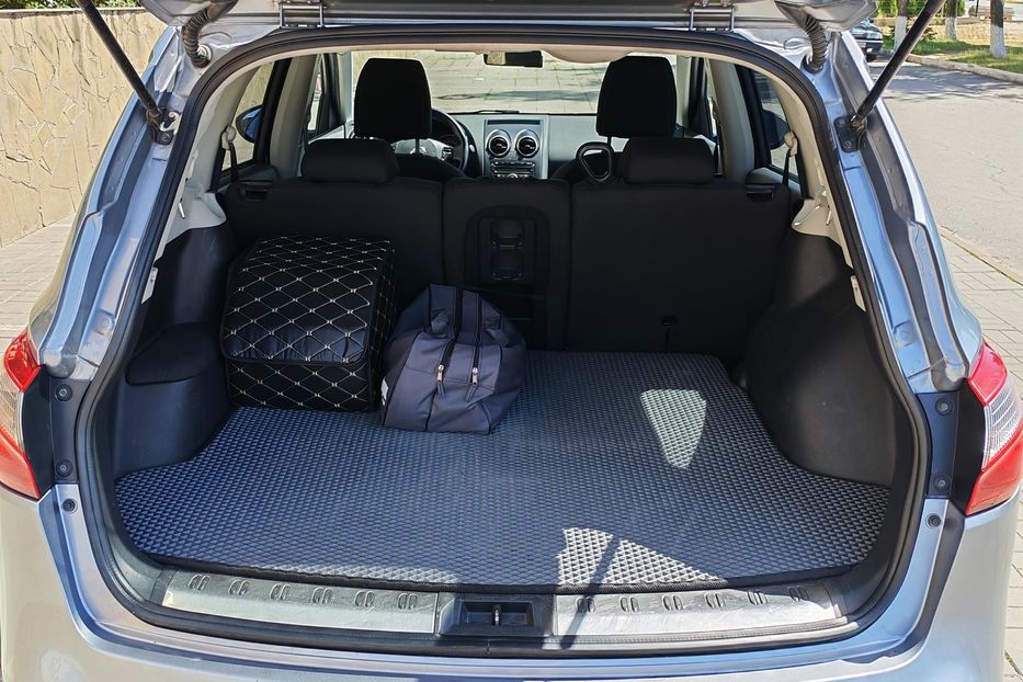 Продам Nissan Qashqai+2 7 місць 2010 года в Виннице
