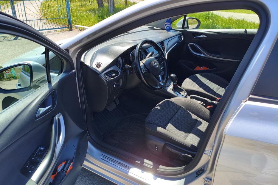 Продам Opel Astra K Sport tourer + 2019 года в г. Южный, Одесская область