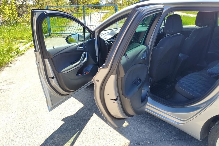 Продам Opel Astra K Sport tourer + 2019 года в г. Южный, Одесская область