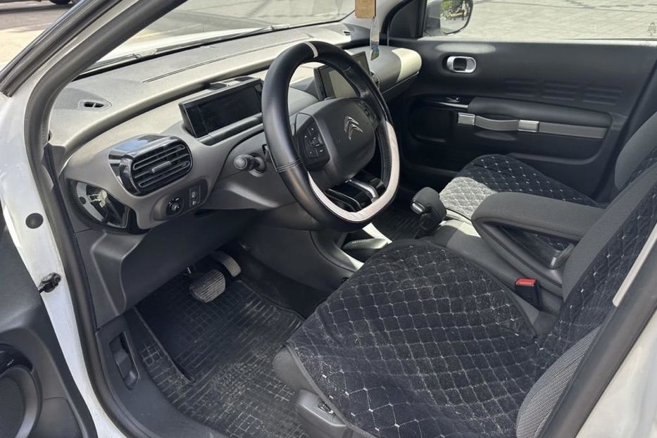 Продам Citroen C4 Cactus 2017 года в Киеве