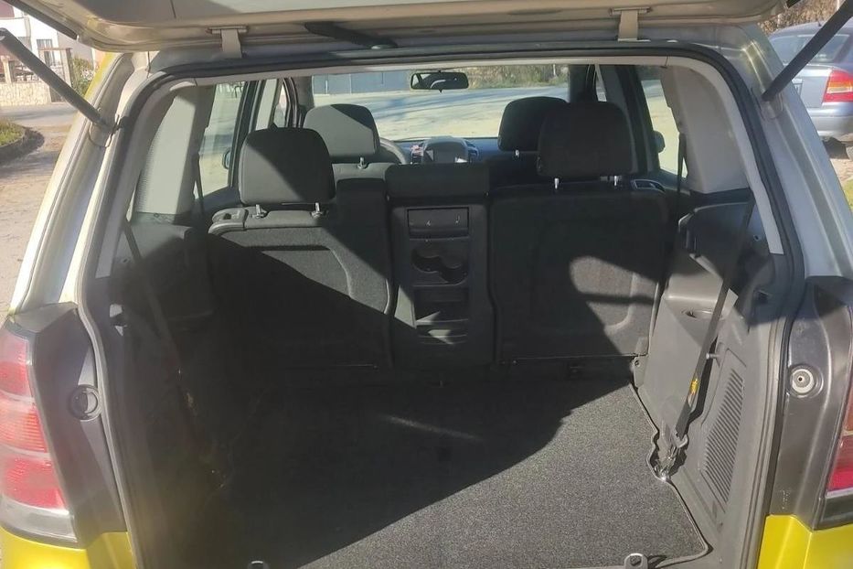 Продам Opel Zafira 2008 года в г. Павлов, Львовская область
