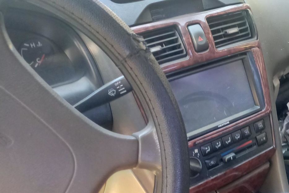 Продам Nissan Maxima после дтп 2000 года в Киеве