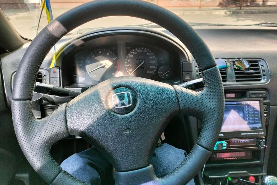 Продам Honda Accord 5 1995 года в Ровно